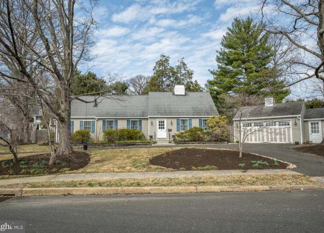 Property at 305 Linden Ave, Doylestown, PA 18901, 4 beds, 3.5 baths