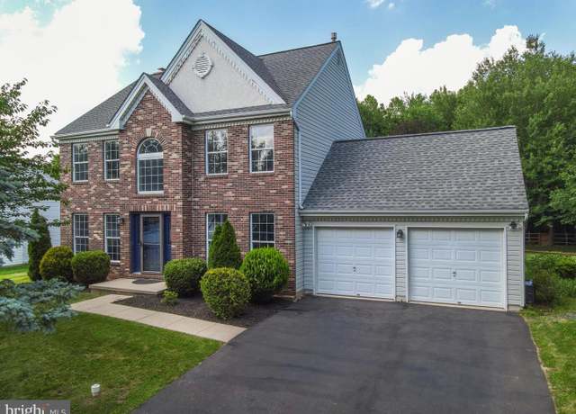 Property at 3695 Daystar Dr, Doylestown, PA 18902, 3 beds, 2.5 baths