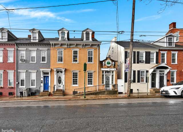 Property at 515 Locust St, Columbia, PA 17512, 3 beds, 3.5 baths