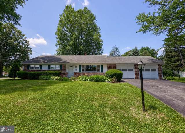 Property at 2304 Wilkes Rd, Lancaster, PA 17601, 3 beds, 2.5 baths