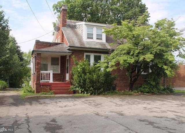 Property at 1922 Columbia Ave, Lancaster, PA 17603, 3 beds, 2 baths