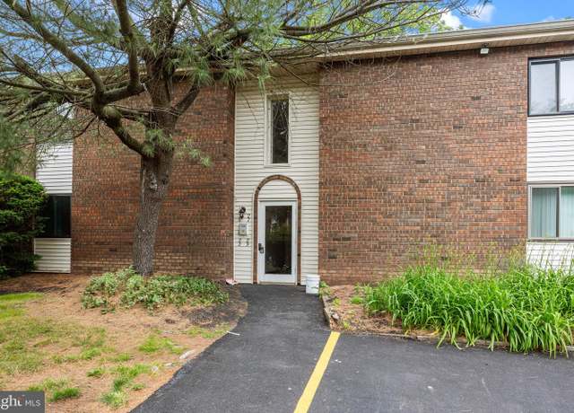 Property at 22 Hatters Ct #22, Hatboro, PA 19040, 1 bed, 1 bath