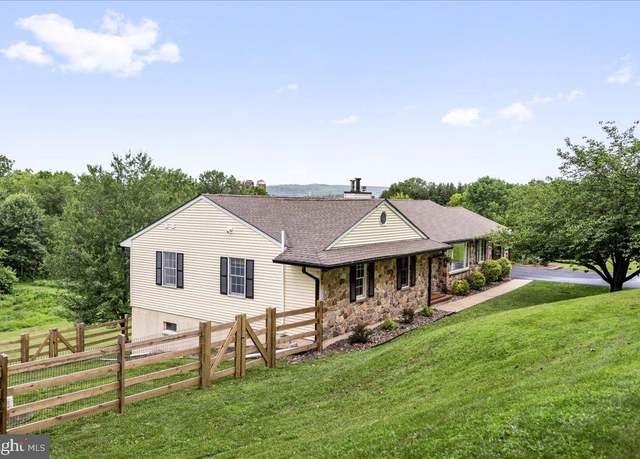Property at 306 Congo Niantic Rd, Barto, PA 19504, 3 beds, 2 baths