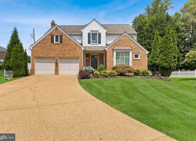 Property at 1961 Yearling Ct, Vienna, VA 22182, 4 beds, 3.5 baths