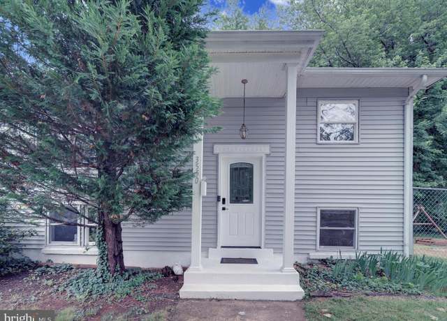 Property at 3550 Forestdale Ave, Woodbridge, VA 22193, 4 beds, 2 baths