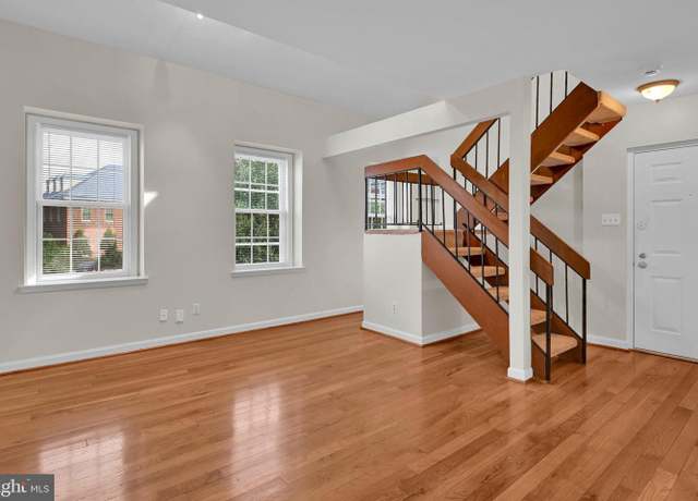 Property at 3839 Rodman St NW Unit F36, Washington, DC 20016, 1 bed, 1 bath