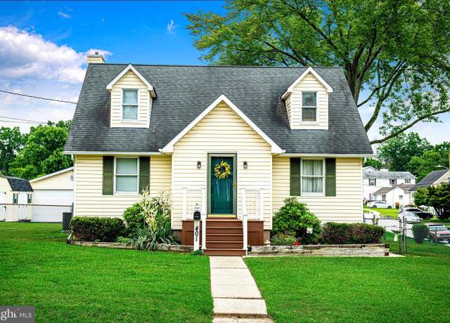 Property at 401 Riverside Rd, Baltimore, MD 21221, 4 beds, 2 baths