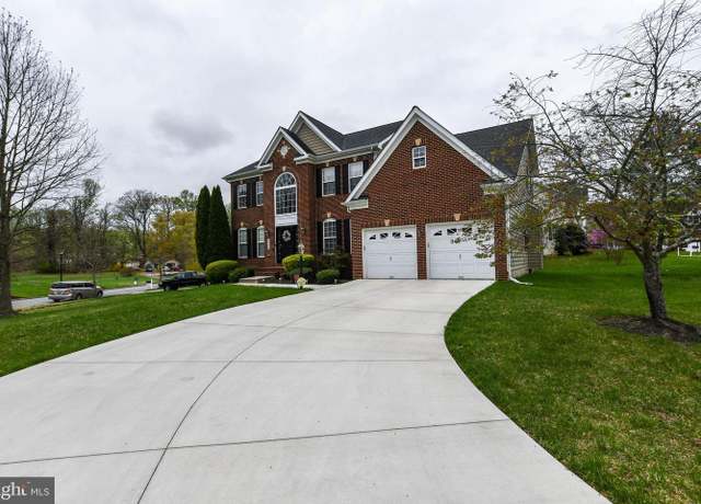 Property at 7300 Gosling Pl, Bowie, MD 20720, 4 beds, 3.5 baths