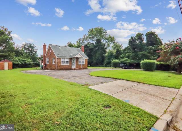 Property at 7001 Presley Rd, Lanham, MD 20706, 3 beds, 2.5 baths