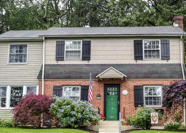 Property at 2326 Grandview Ave, Reading, PA 19606, 4 beds, 1.5 baths