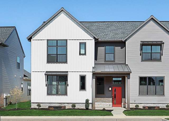Property at 109 Madison Dr, Mechanicsburg, PA 17055, 3 beds, 2.5 baths
