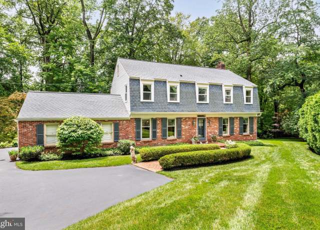 Property at 544 N Wayne Ave, Wayne, PA 19087, 5 beds, 3.5 baths