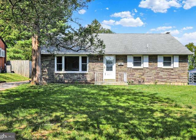 Property at 611 Highlawn Ave, Elizabethtown, PA 17022, 3 beds, 2 baths