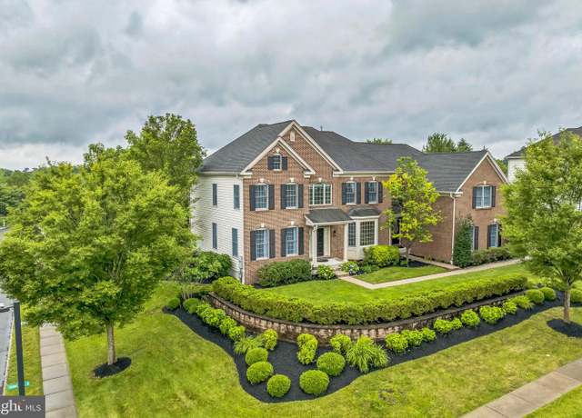 Property at 970 Turnberry Cir, Schwenksville, PA 19473, 5 beds, 4.5 baths