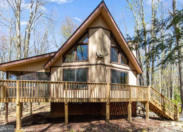 Property at 164 Fawn Rd, Pocono Lake, PA 18347, 5 beds, 2.5 baths
