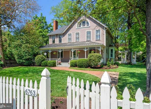 Property at 6763 25th St N, Arlington, VA 22213, 5 beds, 4 baths