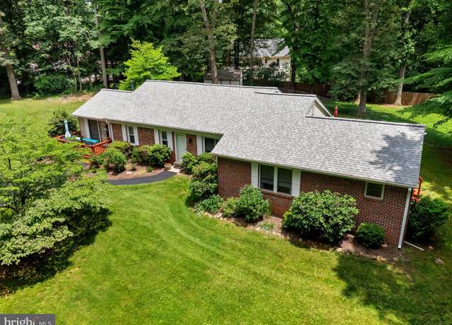 Property at 7401 Little Ct, Warrenton, VA 20187, 4 beds, 2.5 baths
