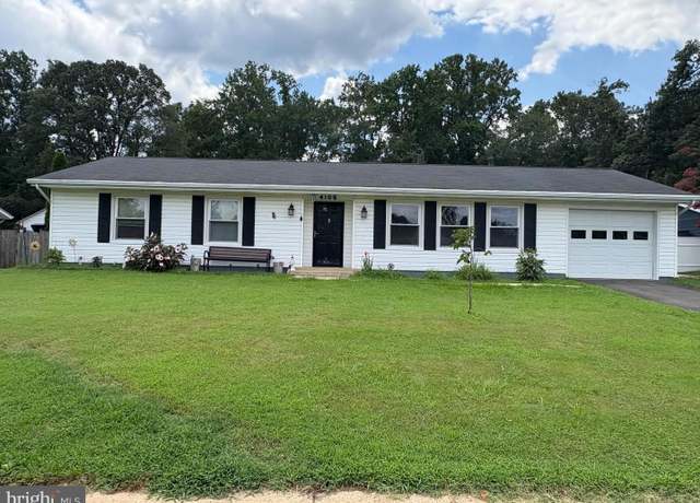 Property at 4105 Sunburst Ct, Alexandria, VA 22303, 3 beds, 2 baths