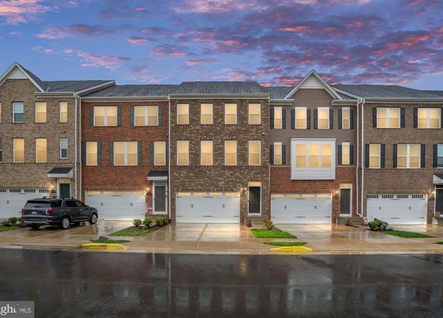 Property at 7833 Cove Point Dr, Manassas, VA 20109, 4 beds, 3.5 baths