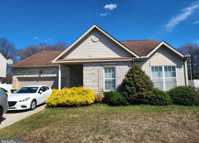 Property at 229 Trafalgar Dr, Dover, DE 19904, 3 beds, 2 baths
