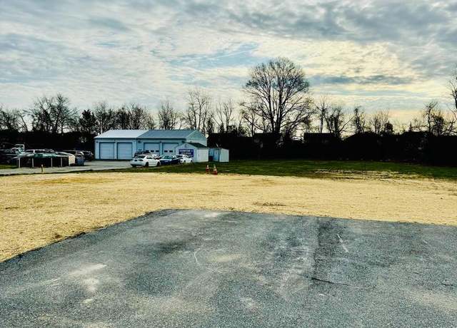 Property at 5165 Summit Bridge Rd, Middletown, DE 19709