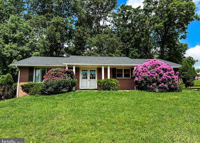 Property at 108 Meadow Rd, Frostburg, MD 21532, 3 beds, 1.5 baths