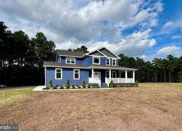 Property at 11 2nd Ave, Chatsworth, NJ 08019, 4 beds, 2.5 baths