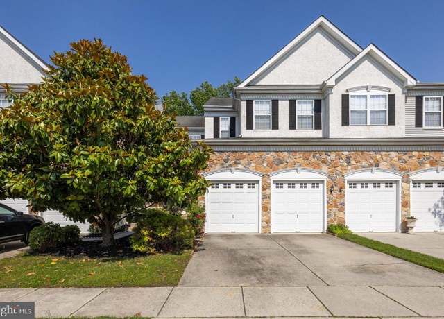 Property at 16 Ross Way W, Marlton, NJ 08053, 3 beds, 2.5 baths