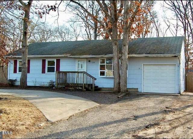 Property at 135 Nautilus Dr, Manahawkin, NJ 08050