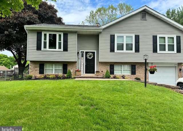 Property at 4779 Farming Ridge Blvd, Reading, PA 19606, 4 beds, 1.5 baths