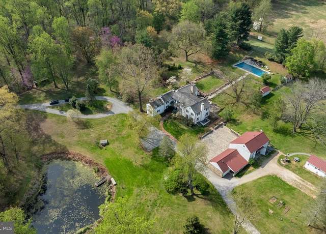 Property at 35 Charwynn Ln, Malvern, PA 19355, 5 beds, 4.5 baths