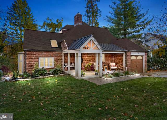 Property at 12 Chestnut Ln, Wayne, PA 19087, 3 beds, 3 baths