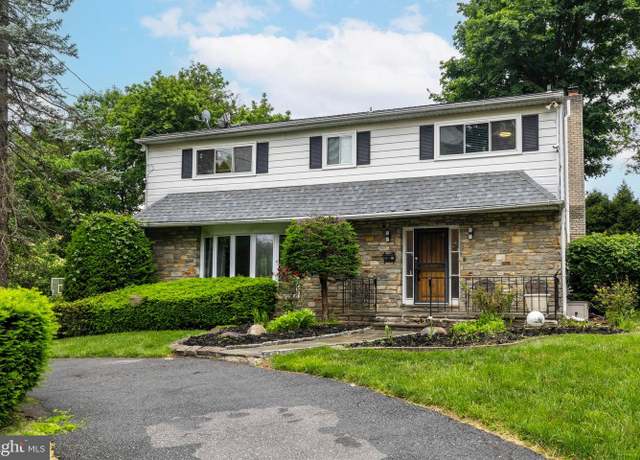 Property at 8100 Cedar Rd, Elkins Park, PA 19027, 4 beds, 3 baths