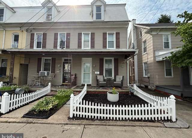 Property at 257 S Pleasant Ave, Dallastown, PA 17313, 4 beds, 2.5 baths