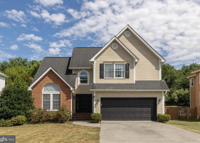 Property at 420 Westside Station Dr, Winchester, VA 22601, 3 beds, 2.5 baths