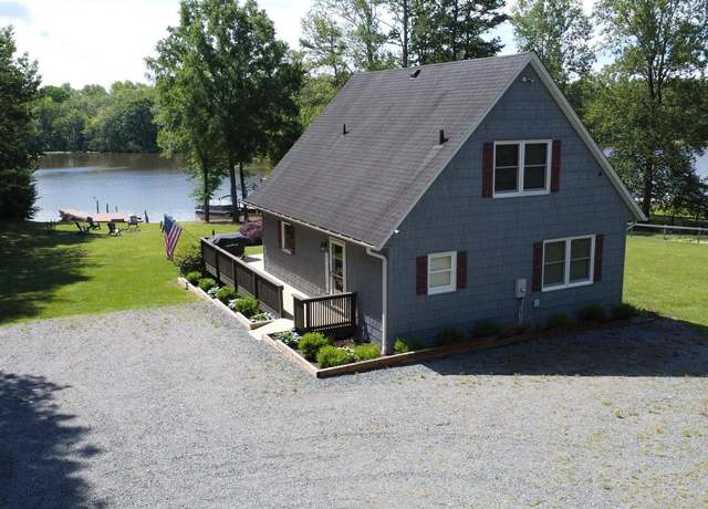 Property at 198 Miltons Ln, Louisa, VA 23093, 3 beds, 2 baths