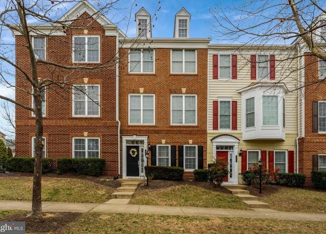 Property at 14811 Potomac Branch Dr, Woodbridge, VA 22191, 4 beds, 3.5 baths