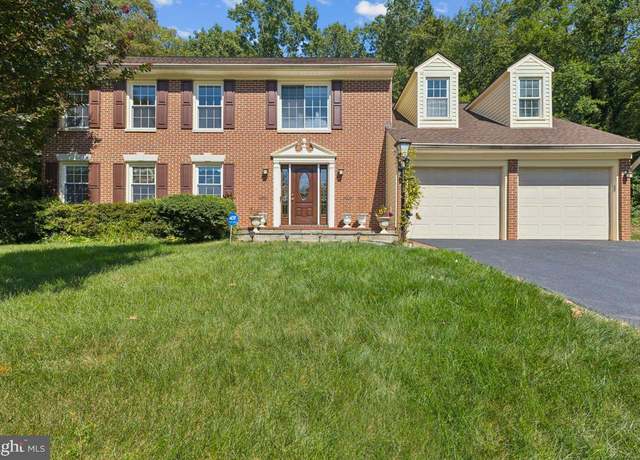 Property at 12834 Valleywood Dr, Woodbridge, VA 22192, 4 beds, 2.5 baths
