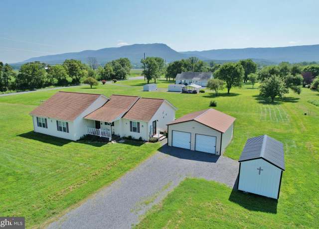 Property at 39 Summers Ln, New Market, VA 22844, 3 beds, 2 baths