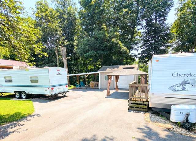 Property at Block 78 Lot 71 & 72 Boo Boo Blvd, Falling Waters, WV 25419