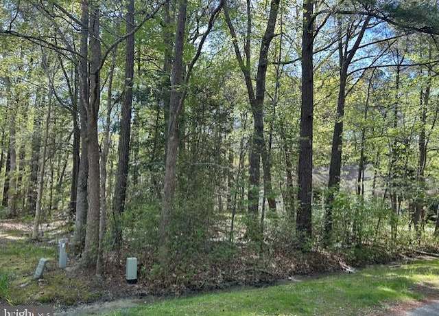 Property at 77 Brandwyine Dr, Ocean Pines, MD 21811