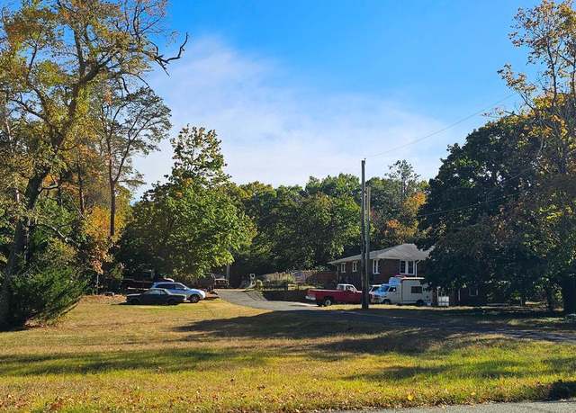 Property at 3027 Cedarville Rd, Millville, NJ 08332, 5 beds, 2.5 baths