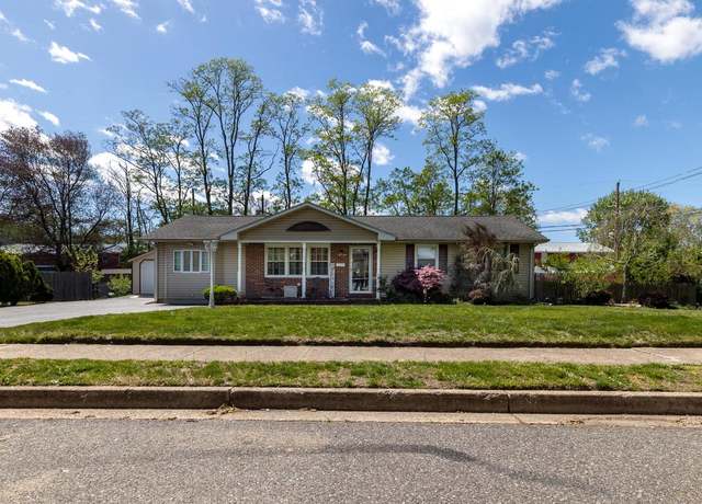Property at 750 W Earl Dr S, Vineland, NJ 08360, 4 beds, 1.5 baths