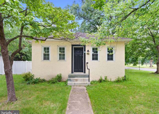Property at 700 Church Rd, Cherry Hill, NJ 08002, 2 beds, 2 baths