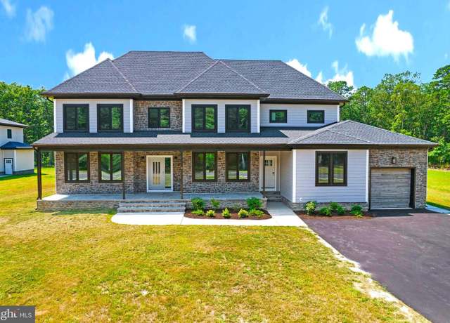 Property at 8 Haystack Ct, Howell, NJ 07731, 5 beds, 5.5 baths