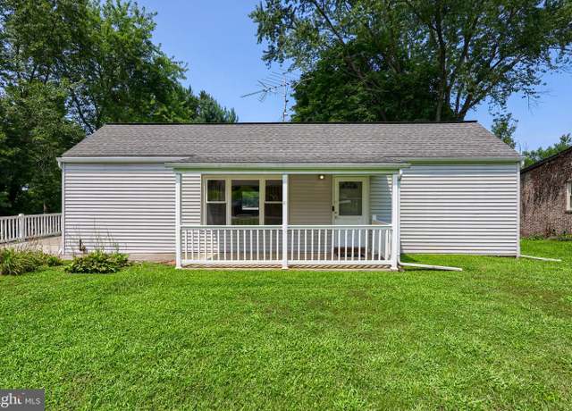 Property at 81 Buch Ave, Lancaster, PA 17601, 2 beds, 1.5 baths