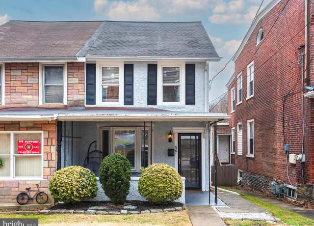 Property at 627 Ford St, Conshohocken, PA 19428, 3 beds, 1 bath