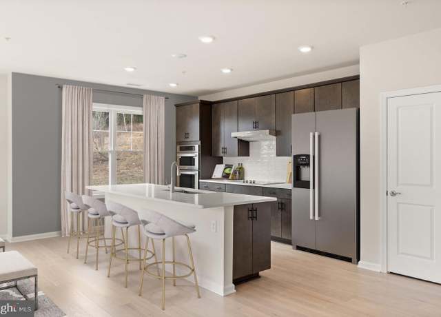 Property at 401 Washington St #101, Conshohocken, PA 19428, 2 beds, 2 baths