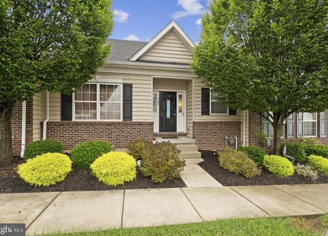 Property at 2127 Hidden Meadows Ave, Pennsburg, PA 18073, 3 beds, 2.5 baths