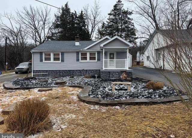 Property at 4211 Conewago Rd, Dover, PA 17315, 2 beds, 1 bath